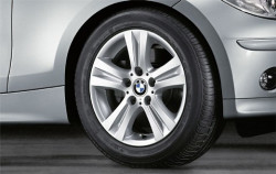 Jante 16" Style 222 pour BMW Série 1 E81 E82 E87 E88