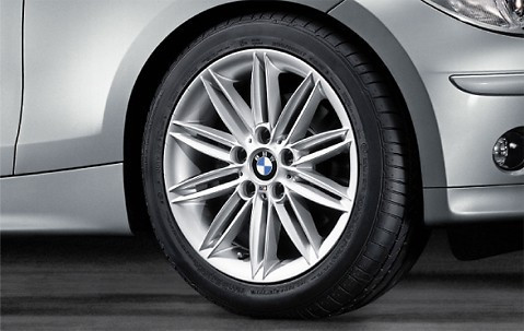 Jante 17" Style 207M  pour BMW Série 1 E81 E82 E87 E88