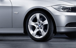 Jante 17" Style 339 pour BMW Série 3 E90 E91 E92 E93