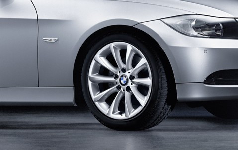 Jante 17" Style 340 pour BMW Série 3 E90 E91 E92 E93