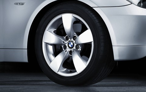 Jante 17" Style 138 pour BMW Série 5 E60 E61