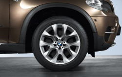 Jante Style 334 à rayons en étoile pour BMW X5 E70