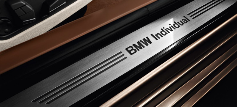 Seuils de portes éclairés avant "BMW Indivudual" pour BMW X6 F16 ﻿