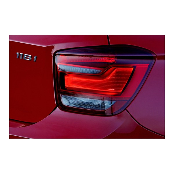 Feu arrière (coté au choix) BMW Série 1 F20 F21(avant 2015)