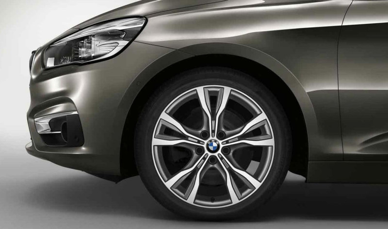 Jante en alliage leger 18" style 484 a rayons en v pour BMW Série 2 Active Tourer (F45)