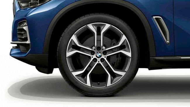 Jante 21" en alliage léger à rayons en Y style 744 pour BMW X5 G05