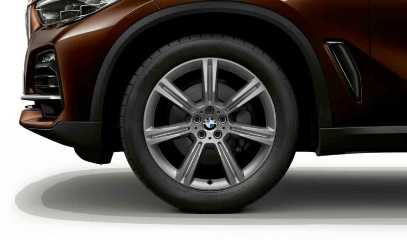 Jante 20" en alliage léger à rayons en étoiles style 736 pour BMW X5 G05