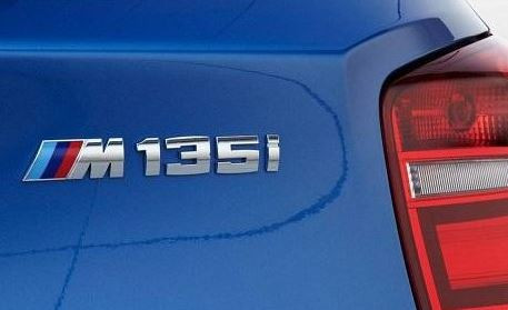 Logo de coffre BMW 135i M