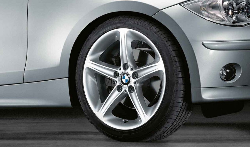 Jante 18" à rayons en étoile BMW Style 264 pour BMW Série 1 E81 E82 E87 E88