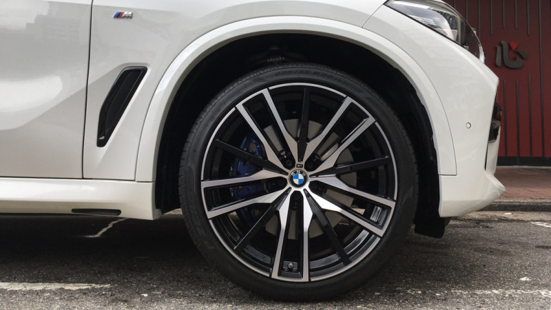 Jante 22" en alliage léger Jet Black Style 742M pour BMW X5 G05