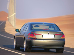 Feu arrière panneau latéral (coté au choix) pour BMW série 7 E65 E66
