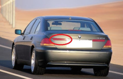 Feu arrière couvercle de coffre (coté au choix) pour BMW série 7 E65 E66