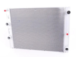 Radiateur du liquide de refroidissement pour BMW M5 E60 E61