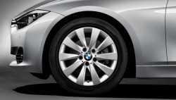 Jante 17" style 413 pour BMW Série 3 F30 F31