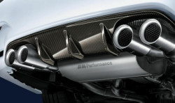 Système de silencieux BMW Performance avec embouts titane pour BMW M3 F80 M4 F82 / F83