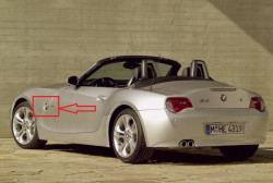 Logo d'aile avant (coté au choix) BMW Z4 E85 E86 E89
