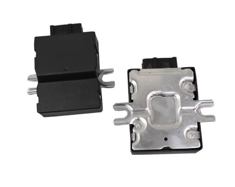 Boîtier électronique pompe carburant pour BMW Série 2 Active Tourer F45 Gran Tourer F46