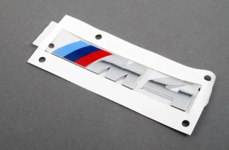 Logo de coffre pour hayon BMW M4 F82