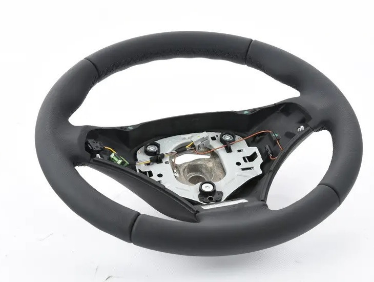 Volant en cuir BMW pour BMW Série 1 E81 E82 E87 E88