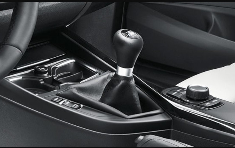 Pommeau de levier de vitesses "M" cuir avec insert décoratif chromé (avec soufflet)  BMW X1 F48 X2 F39