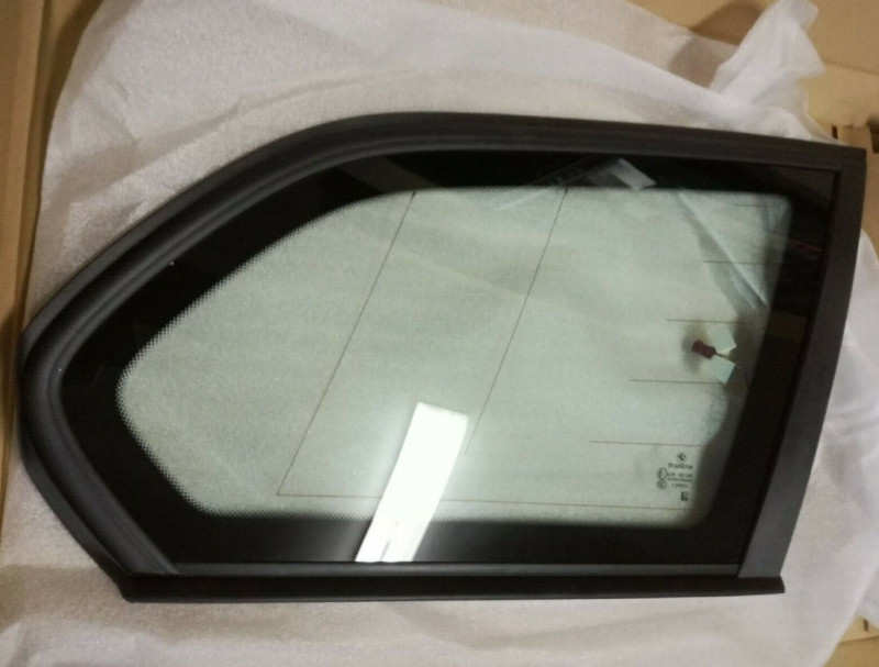 Vitre latérale arrière fixe (côté au choix) BMW Série 3 E91