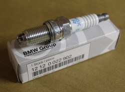 Bougie (NGK DCPR8EKP) pour BMW M3 E46