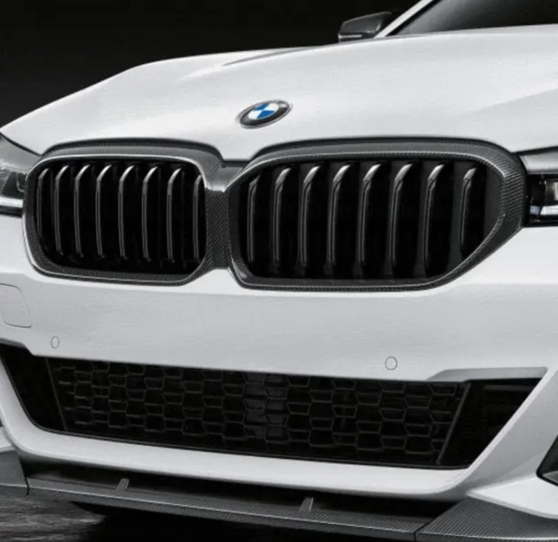 Grilles de calandre M PERFORMANCE en carbone pour BMW Série 5 G30 G31 LCI (phase 2)