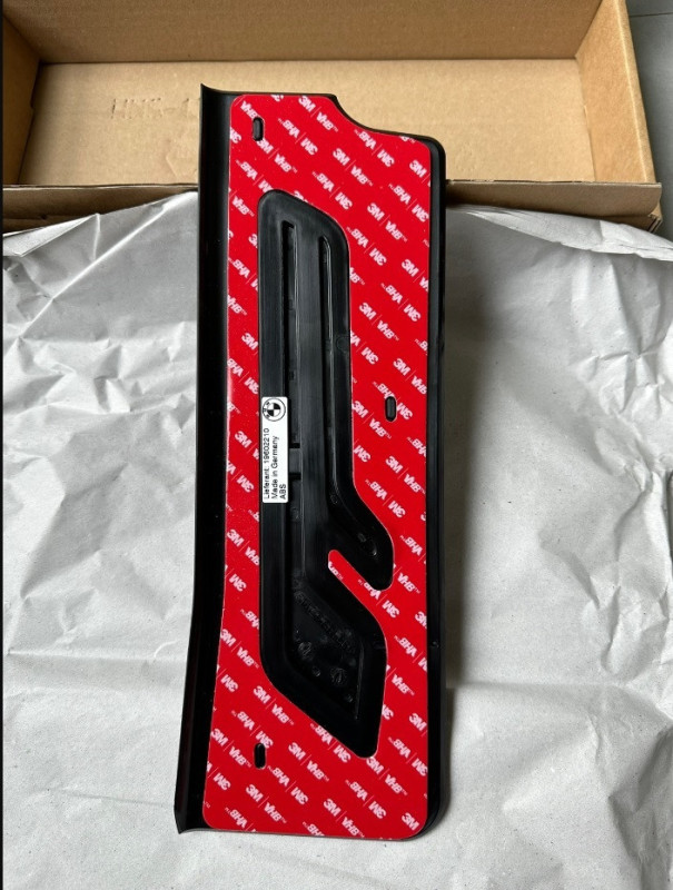 Repose-pied BMW Performance en aluminium BMW série 2 Coupé G42