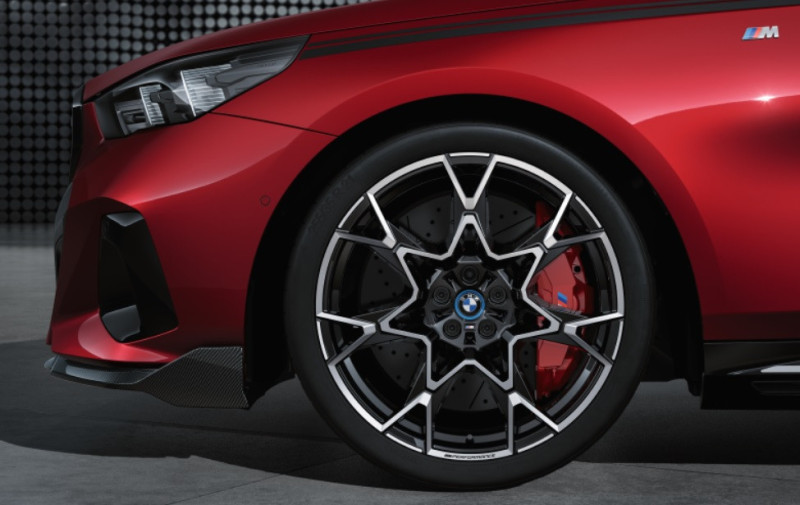 Jante 19" Style 942M en alliage léger NOIR MAT pour BMW Série 5 G60 G61