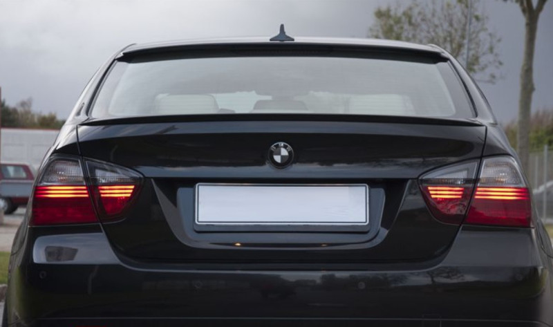 Kit de montage feux arrière BlackLine pour BMW Série 3 E90