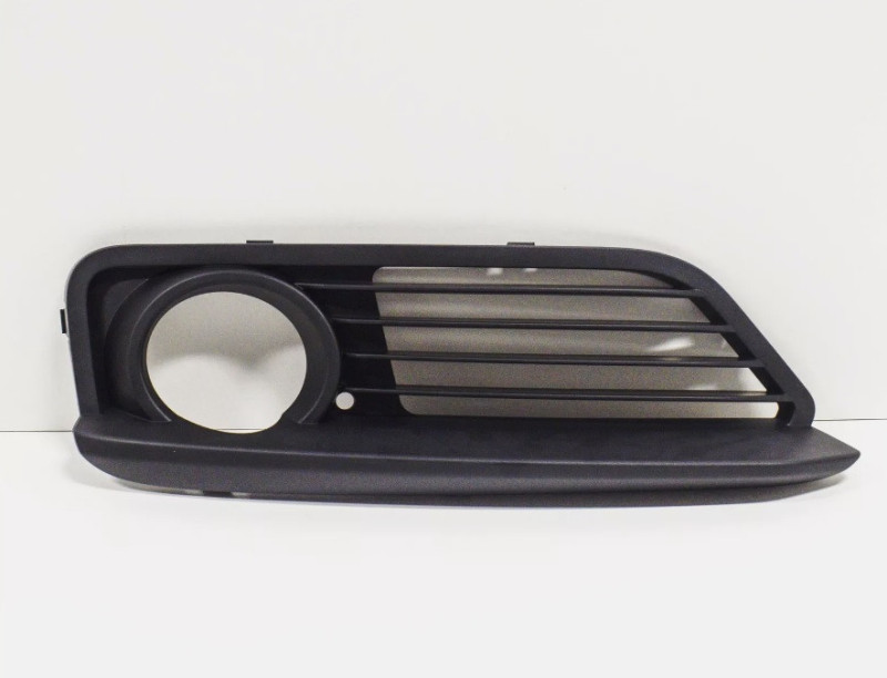 Grille partiellement fermée pare-chocs avant (coté au choix) pour BMW Série 1 F20 F21 LCI (à partir de 2015)