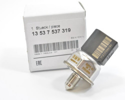 Capteur haute pression / injection pour BMW Série 1 E81 E82 E87 E88 (116i 118i et 120i)