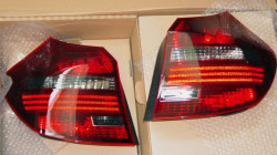 Jeu de feux arrière Black Line High Version pour BMW Série 1 E81 E87 LCI (à partir de 2007)