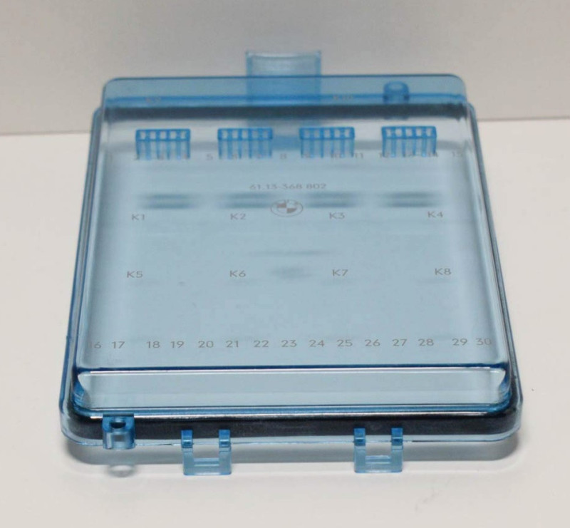 Couvercle coffret à fusibles pour BMW Z1 E30