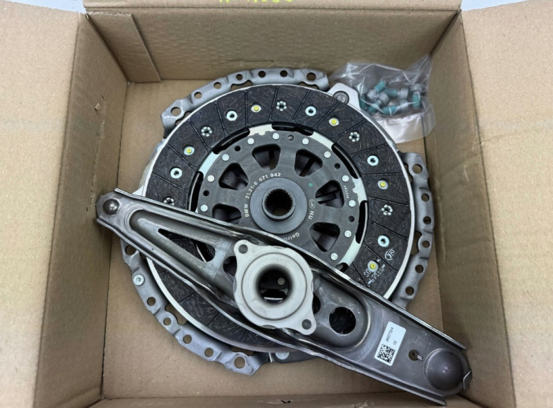 Jeu d'éléments embrayage pour BMW Série 1 F40 (116d)